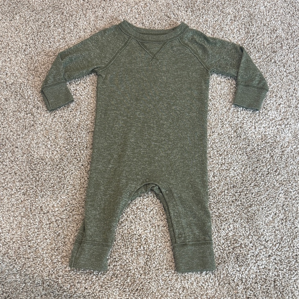 Cat & Jack Heather Olive Long-Sleeve Baby One-Piece - Picture 1 of 3
